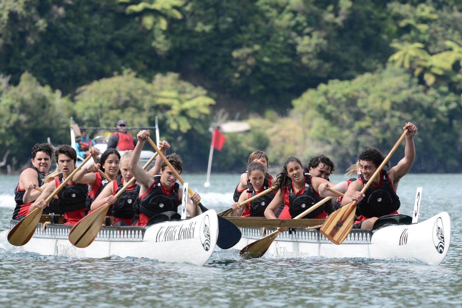 waka ama5 secondary school 2015 waka ama nationals,13 yr girls, 18 year boys _2_ CROPED.jpg