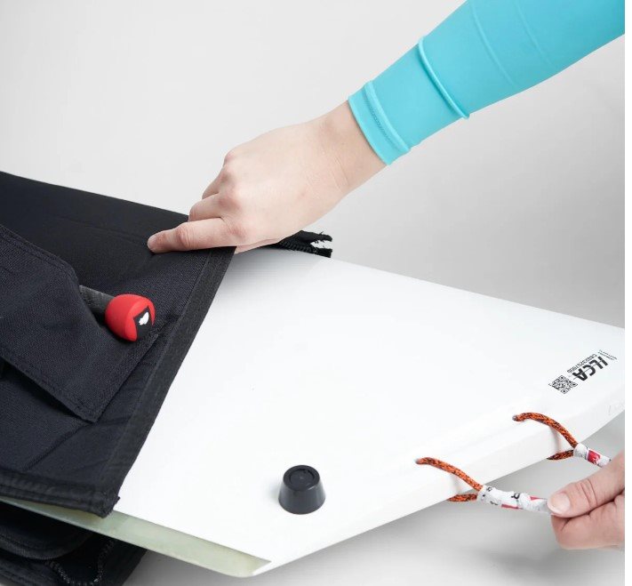 rooster foil bag with centreboard.jpg