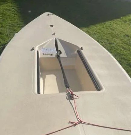 ilca7035 grab rail on hull.jpg
